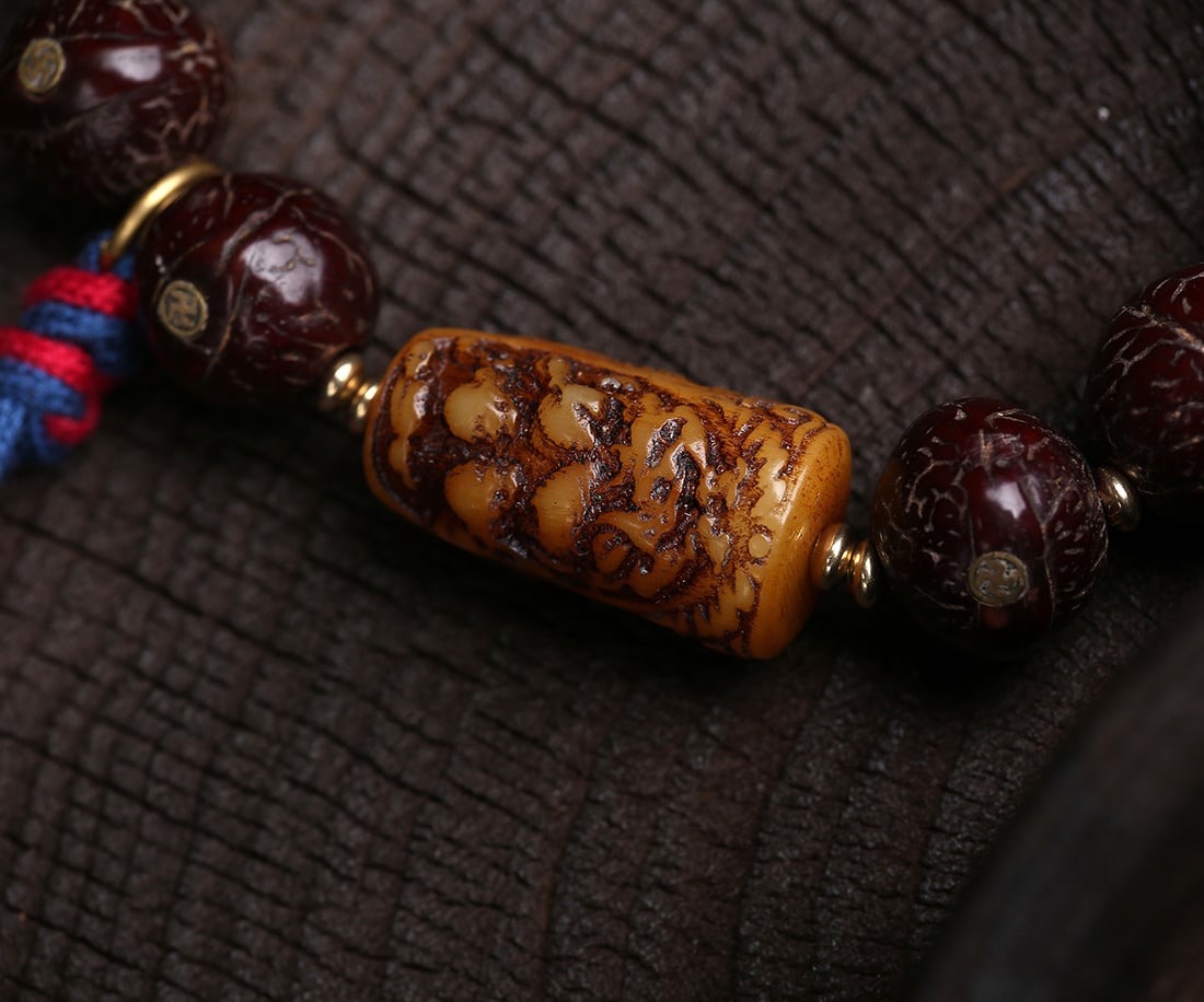 An Exquisite Bodhi Bracelets - 5