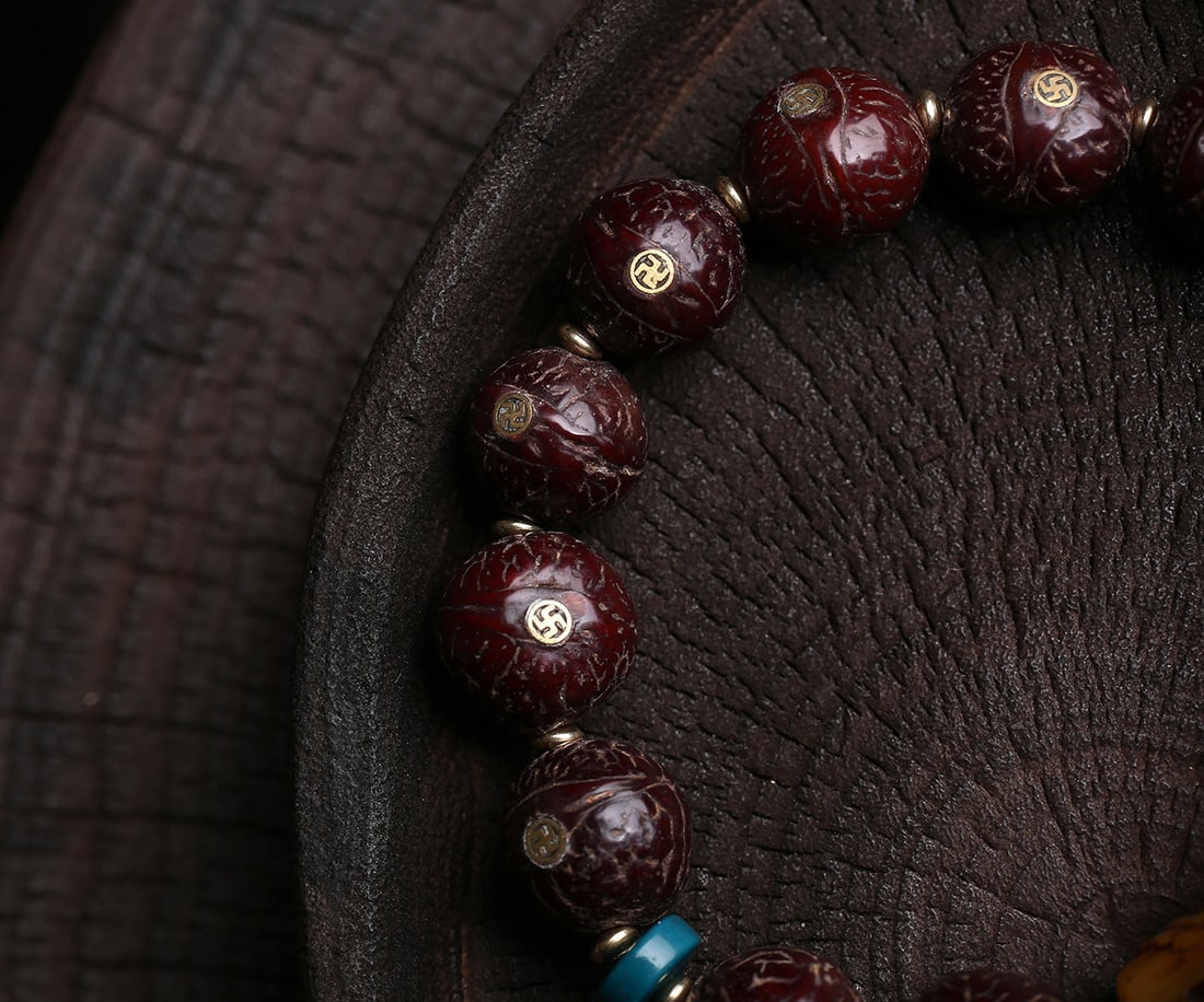 An Exquisite Bodhi Bracelets - 6