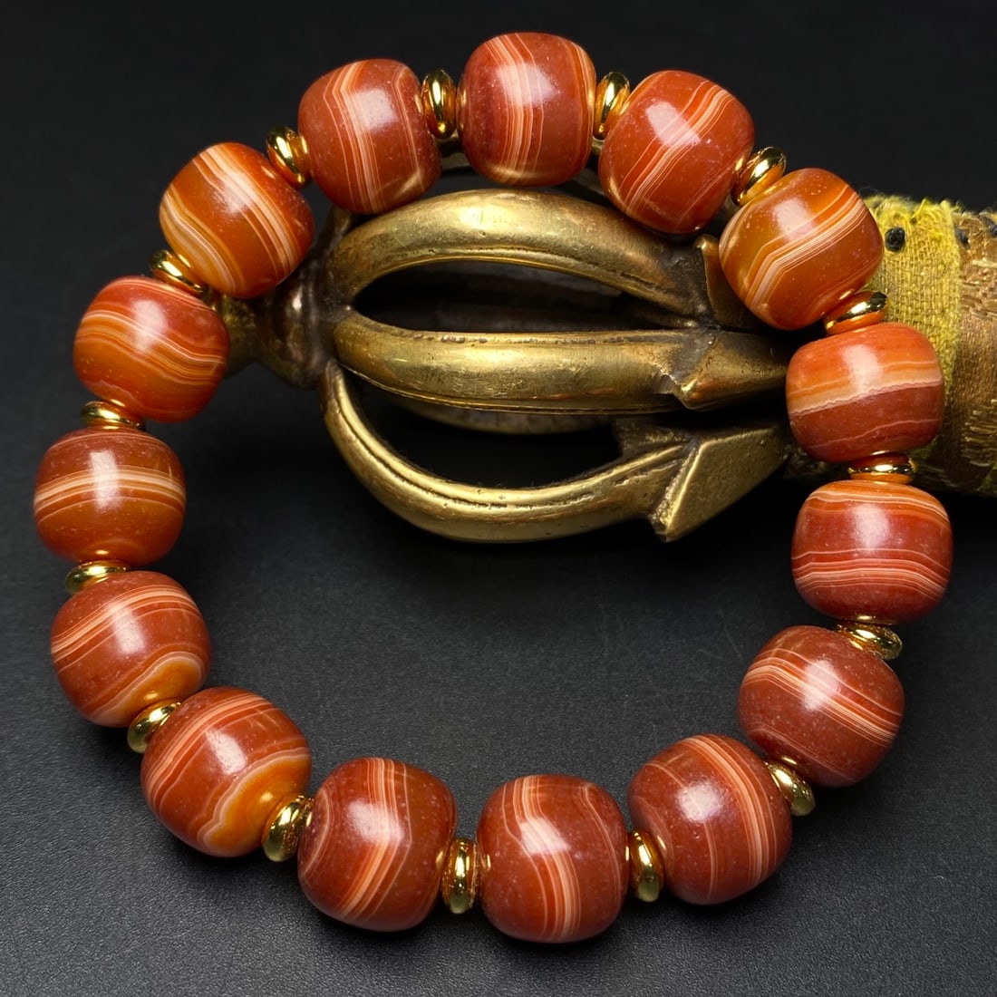 A Precious Agate Bracelets - 2