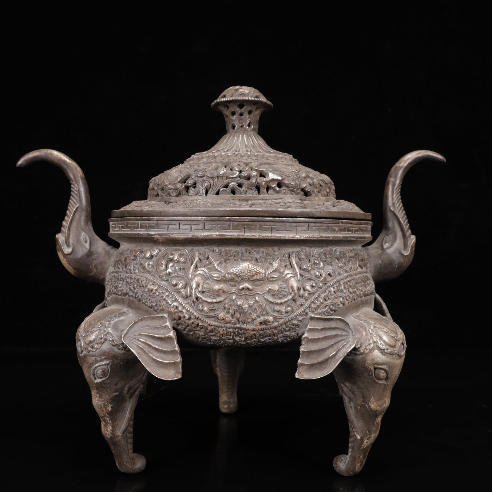 An Exquisite Silver Beast-Face Pattern Elephant-Ears and Elephant Legs Censer (1 of 17)