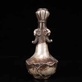 An Exquisite Silver Elephant-Ears Vase