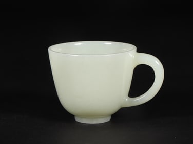 An Exquisite White Jade Cup