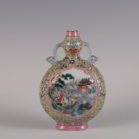 An Exquisite Famille-Rose Bats and Peach Pattern Lotus Pattern Character and Story Pattern