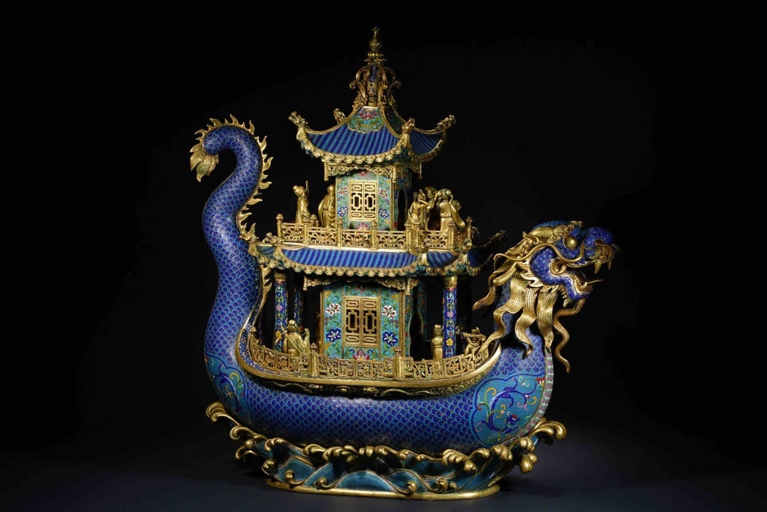 An Exquisite Cloisonne Lotus Pattern Figure Pattern Ornament - 8