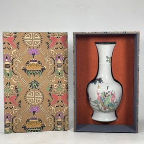 An Exquisite Famille-Rose Character and Story Pattern Vase