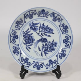 An Exquisite Blue and White Flower and Bird Pattern Plate