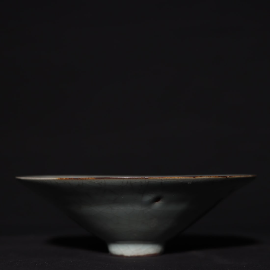 An Exquisite Guan yao Celadon Glazed Bowl (1 of 6)