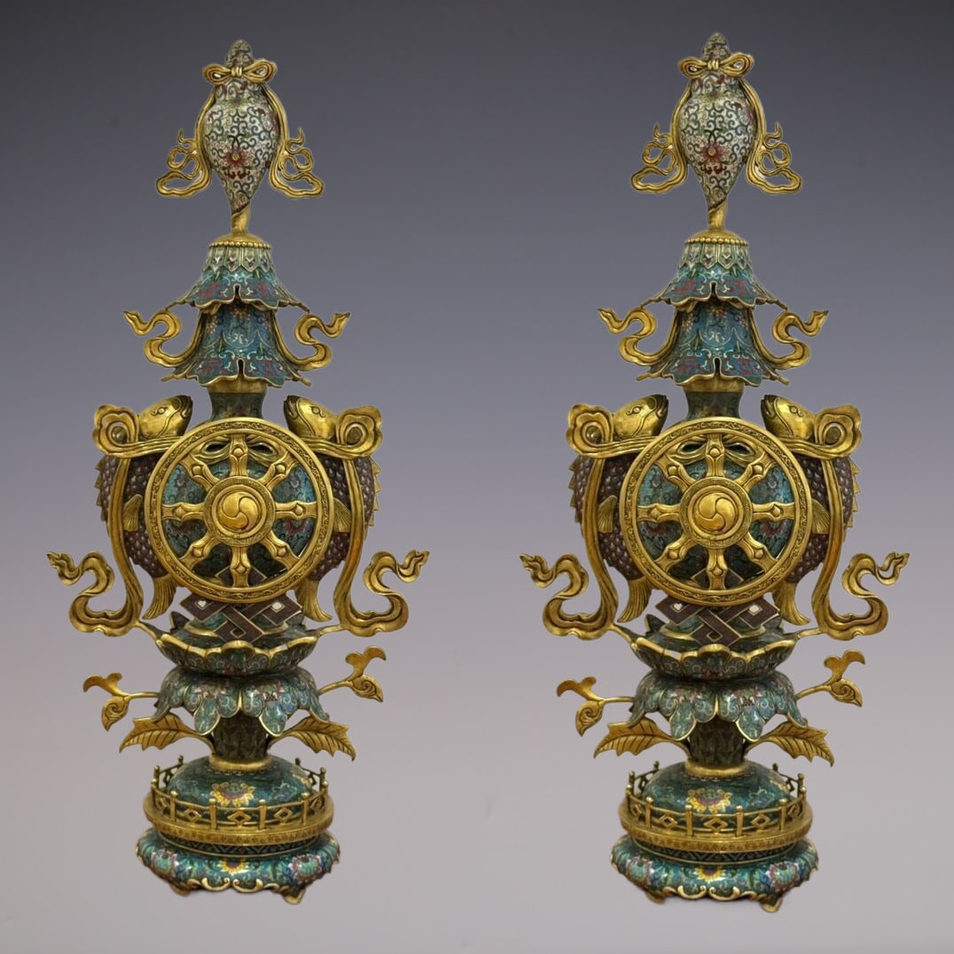 An Exquisite Cloisonne Lotus Pattern Ornament: An Exquisite Cloisonne Lotus Pattern Ornament Qing Dynasty, China Qianlong Four-character Mark Size:35inx16.5in Weight:50kg景泰蓝八宝摆件 中国