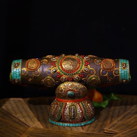 An Exquisite Stone Dzi Bead Ornament