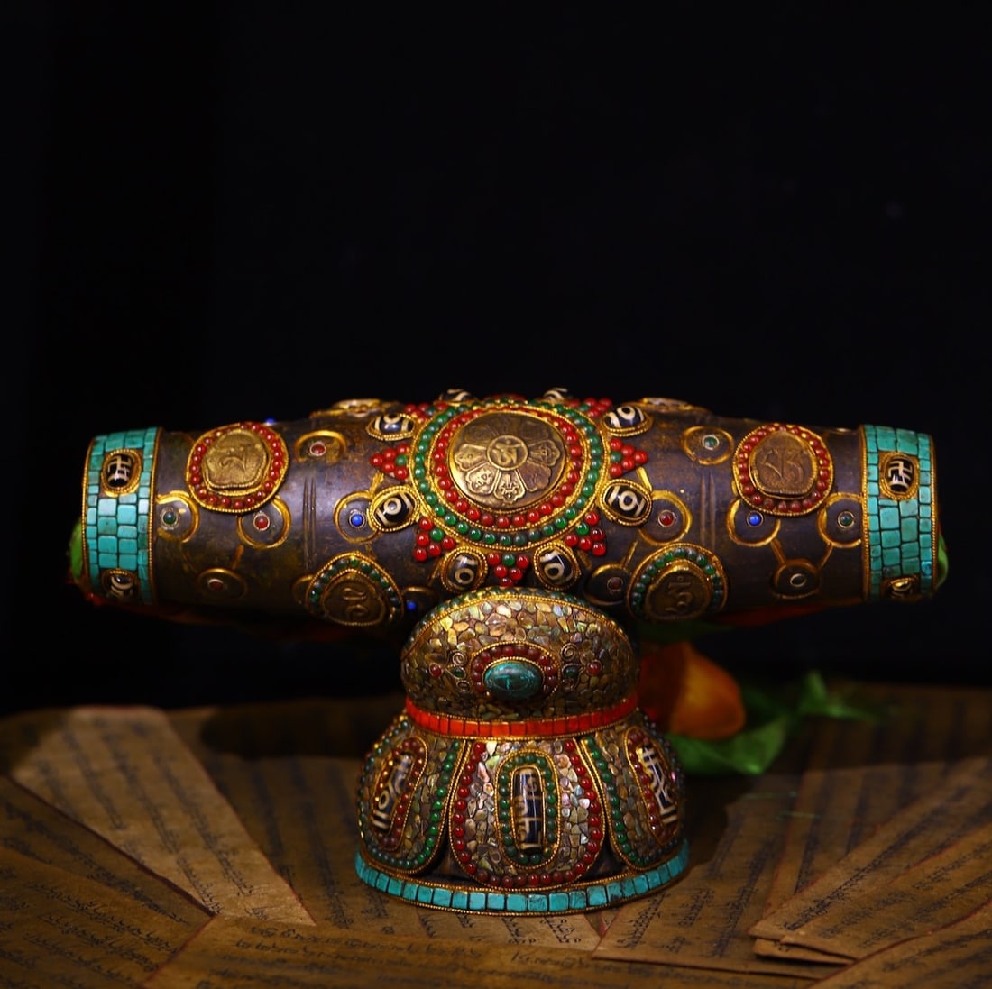 An Exquisite Stone Dzi Bead Ornament (1 of 9)