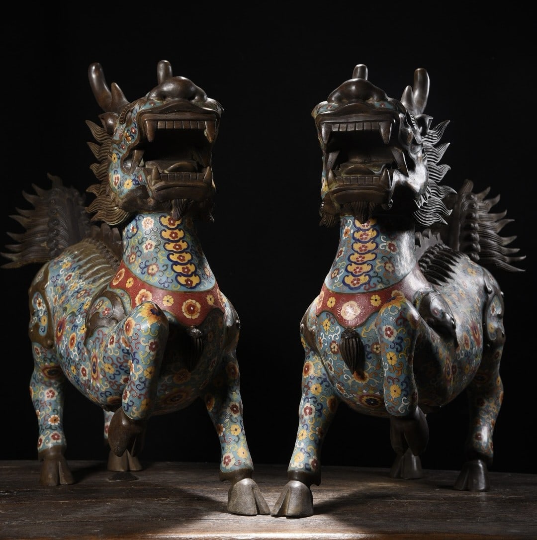 A Pair of Exquisite Cloisonne Lotus Pattern Kylin Ornament: A Pair of Exquisite Cloisonne Lotus Pattern Kylin Ornament Qing Dynasty, China Qianlong Four-character Mark Size:29.9inx8.7inx26in Weight:52kg景泰蓝瑞兽麒麟&#