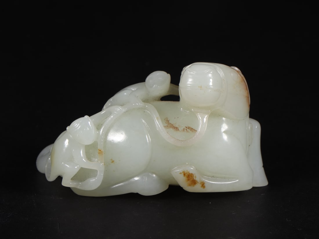 An Exquisite White Jade Horse Ornament (1 of 9)