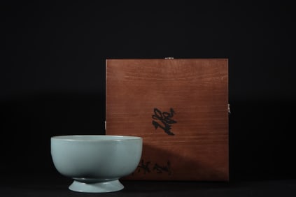 An Exquisite Ru yao Sky Blue Glazed Bowl