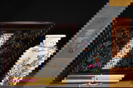 An Exquisite Famille-Rose Painted Gold Bats and Peach Pattern with poem Vase