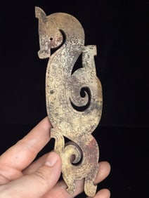 An Exquisite White Jade Dragon Pattern Ornament