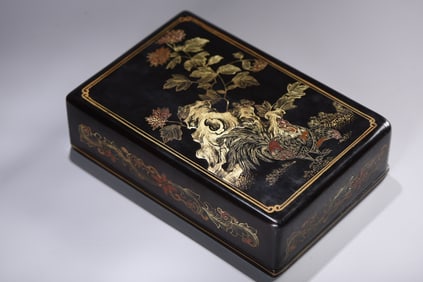 An Exquisite Black Lacquer Painted Gold Flower Pattern Rooster Pattern Box