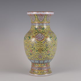 An Exquisite Famille-Rose Lotus Pattern Bats and Peach Pattern Vase