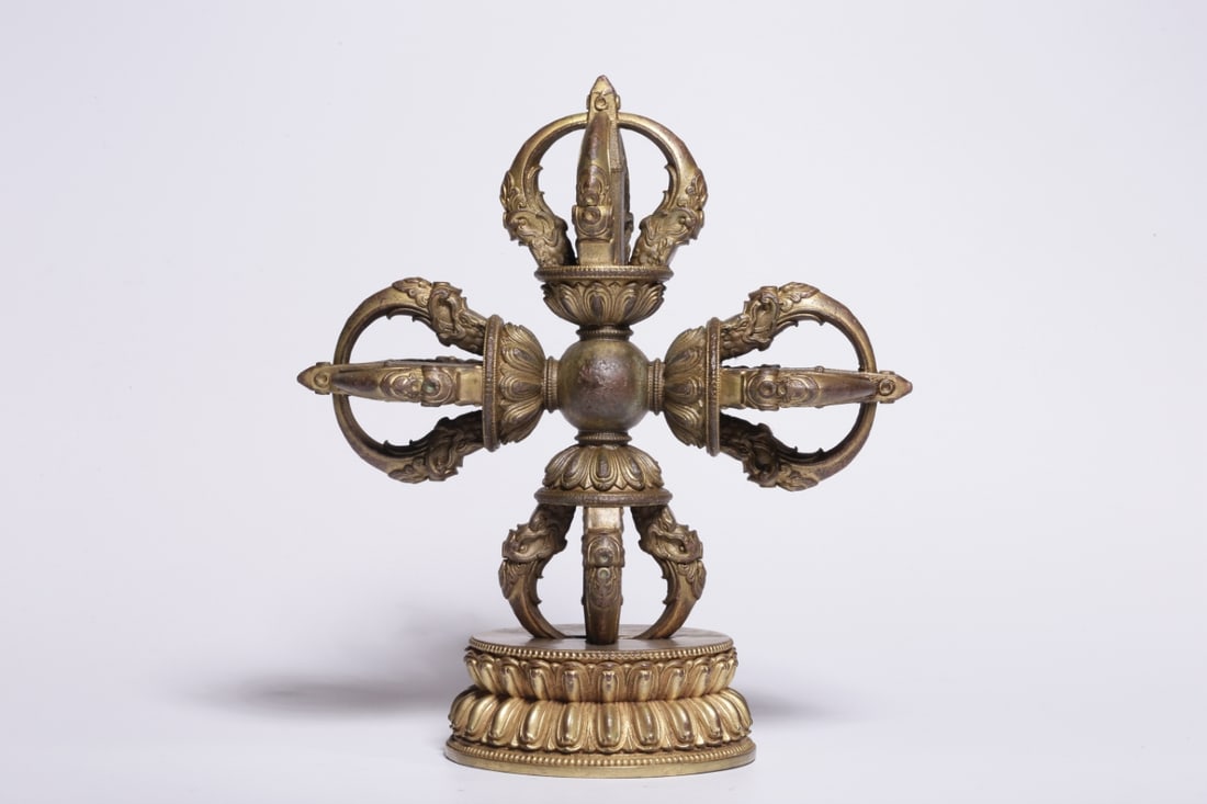 An Exquisite Gilt Bronze Vajry Pestle (1 of 7)