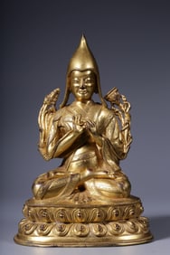 An Exquisite Gilt Bronze Statue of Tsongkhapa