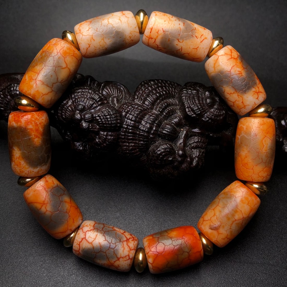 An Exquisite Dzi Bead Bracelets: An Exquisite Dzi Bead Bracelets,Size:19mmx12mm ?????