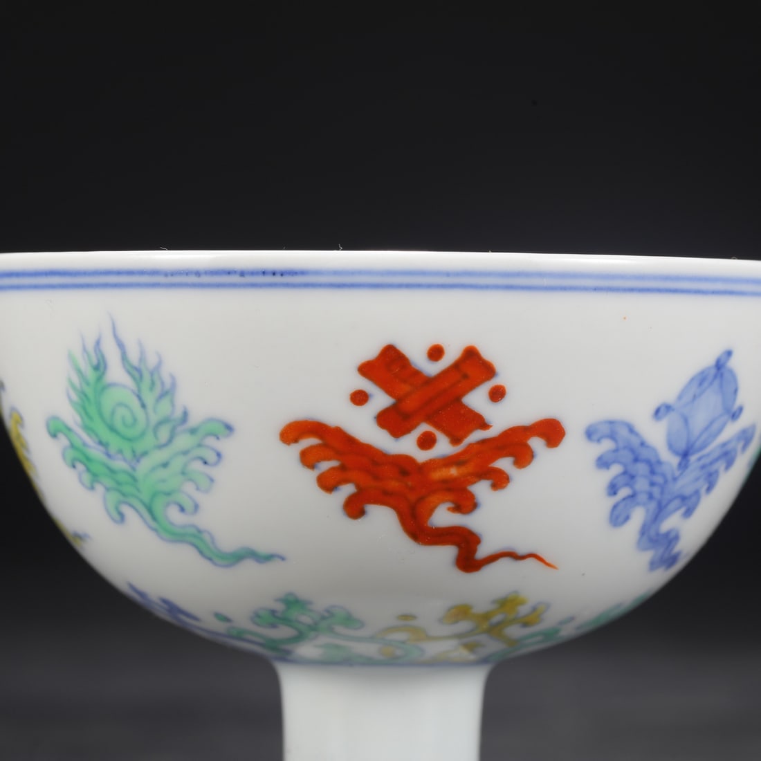 A Exquisite Doucai Eight Treasures Pattern Cup - 8