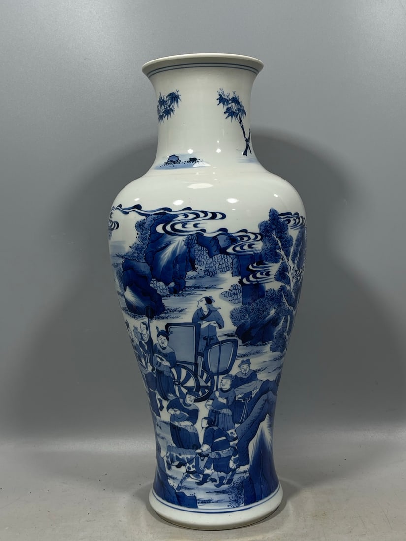 Blue and White Figures Pattern Vase - 3