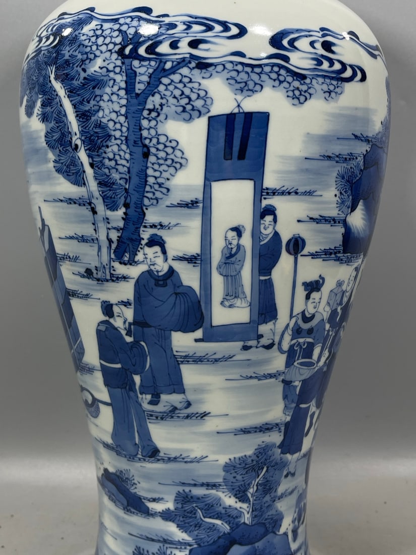 Blue and White Figures Pattern Vase - 5