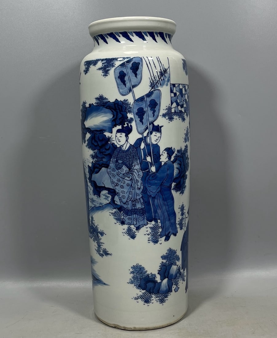 Blue and White Figures Pattern Vase: Blue and White Figures Pattern Vase,Ming Dynasty, China,Size:19.3inx7.9in 青花人物纹瓶,中国明代