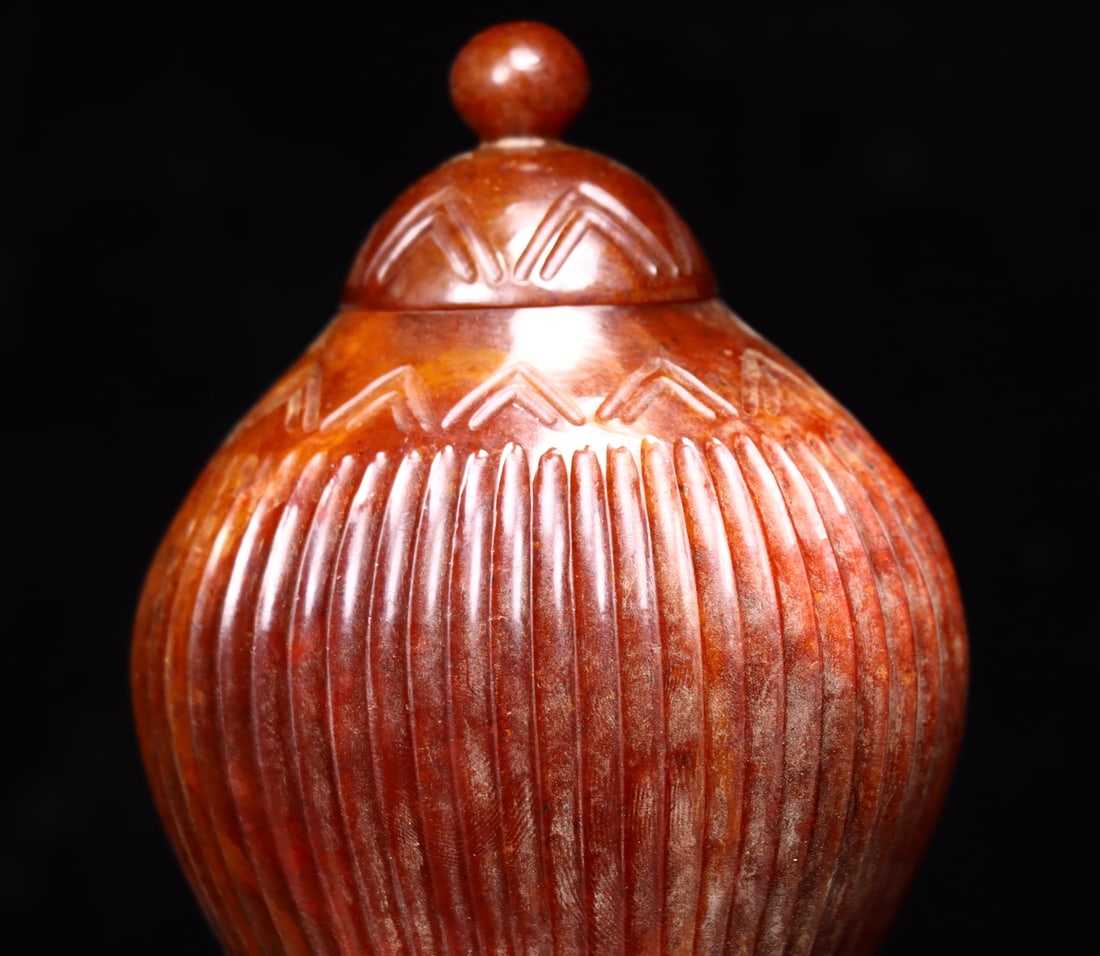 A Exquisite Hetian Jade Vase - 3