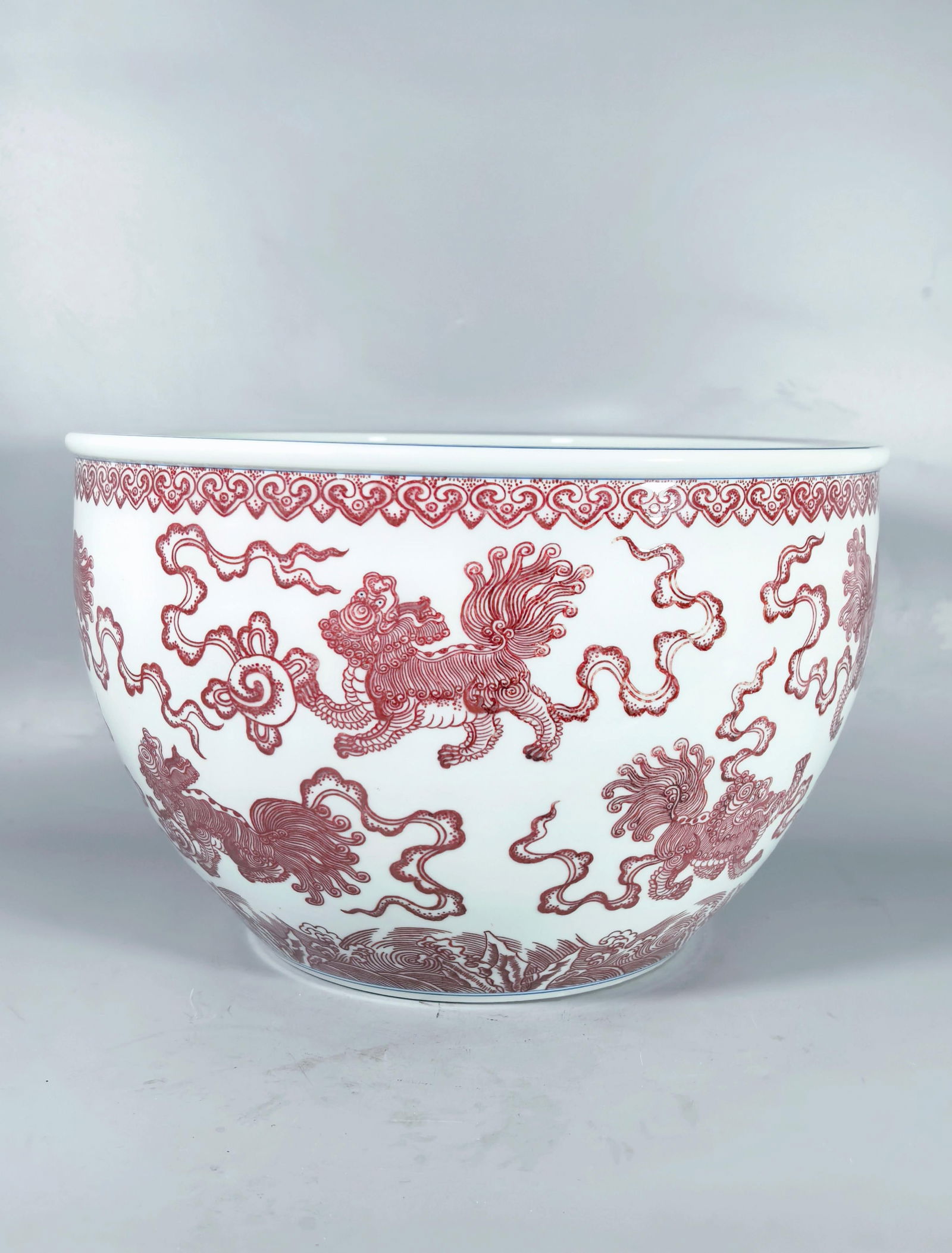 A Exquisite Underglaze-Red Lion Pattern Vat - 2