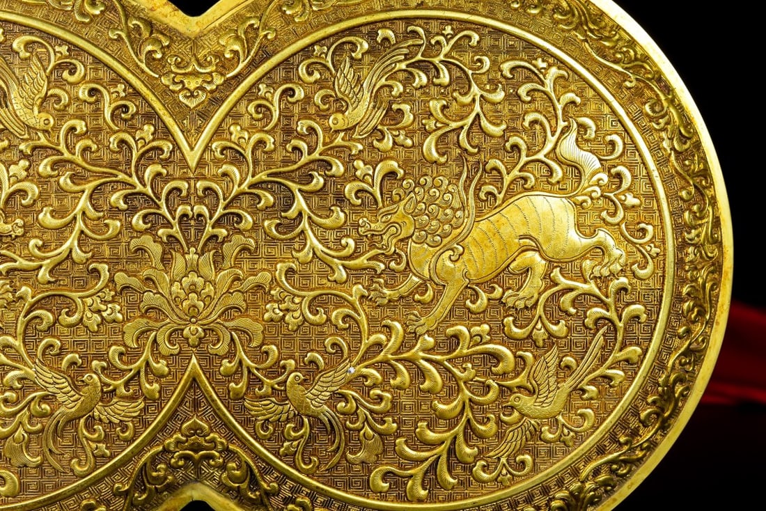 A Exquisite Bronze Gilt Lion Pattern Box - 2