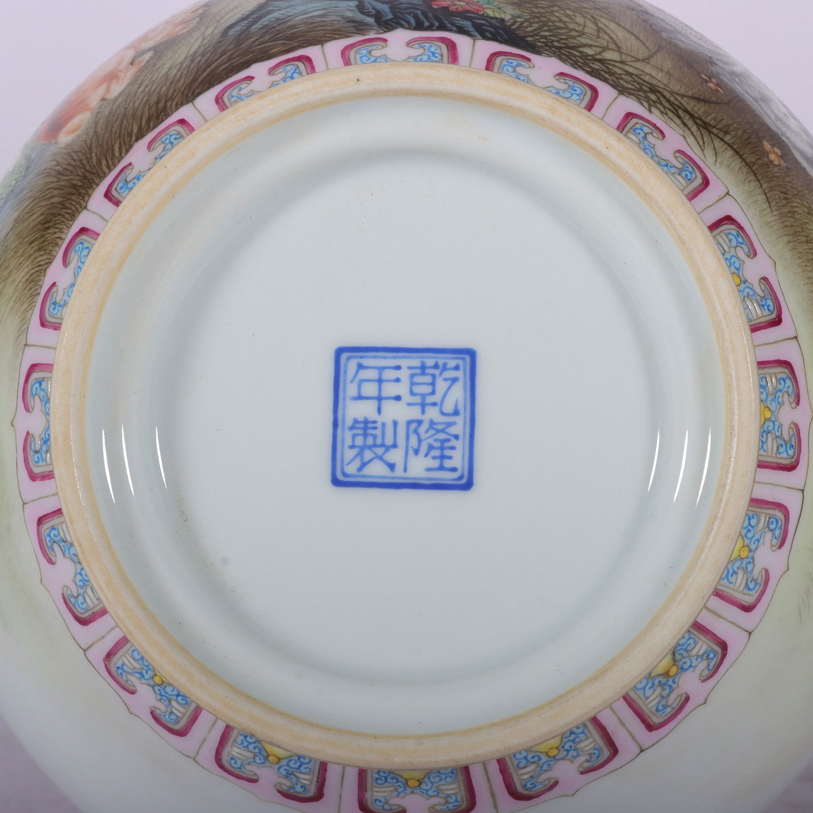 A Exquisite Enamel Gold Ground rabbit Pattern Vase - 5