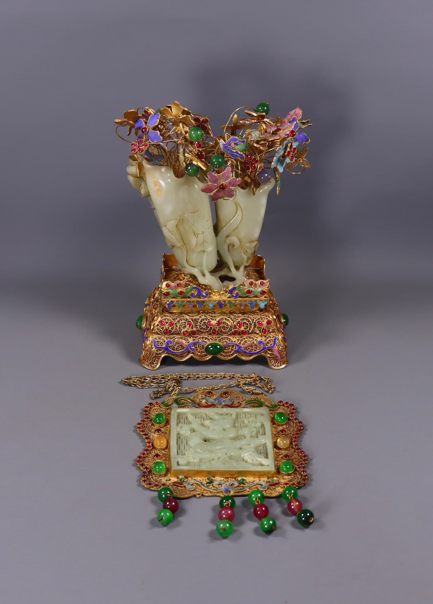 A case of Exquisite Filigree Gilt Inlaid Hetian Jade Bonsai Dragon Plaque (1 of 10)