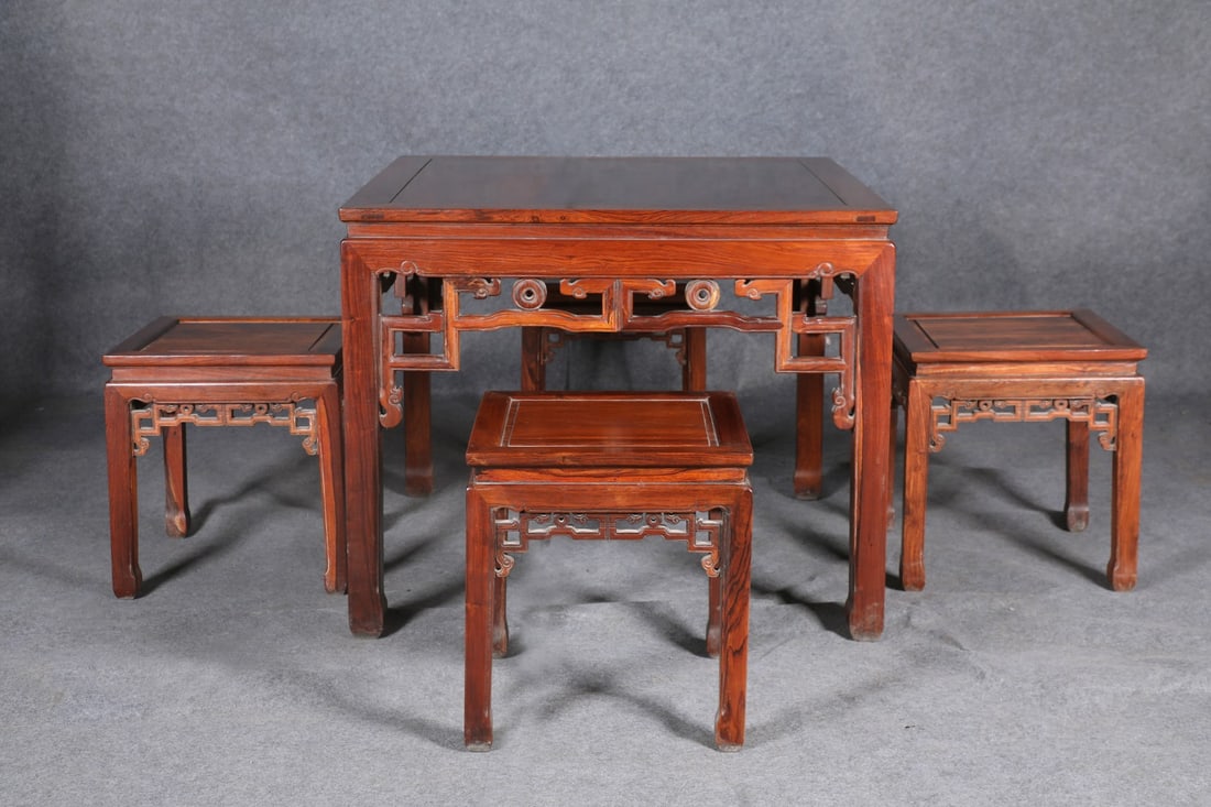 A Set of Exquisite Huanghuali Wood Table: A Set of Exquisite Huanghuali Wood Table,Qing Dynasty, China,Size:39.4inx39.4inx32.3in 一套黄花梨方桌,中国清代
