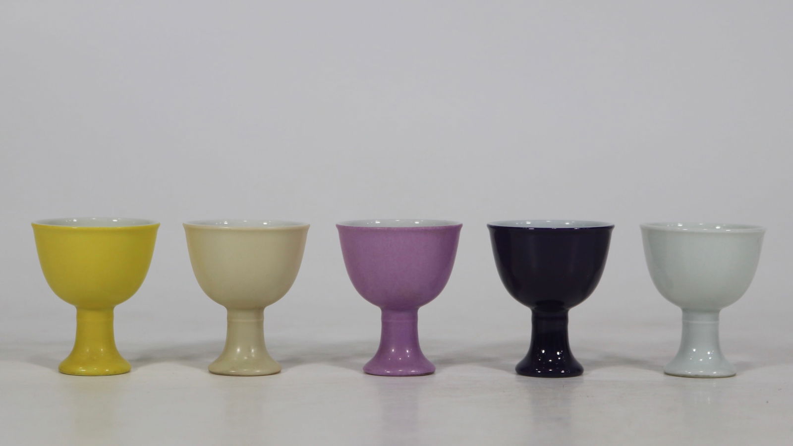 A Set of Exquisite Seven-Color Glaze Cup (1 of 5)