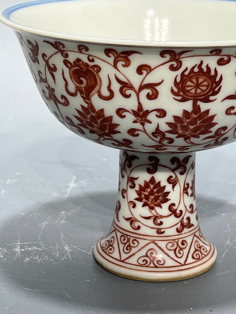 A Exquisite Underglaze-Red Lotus Pattern Cup - 5