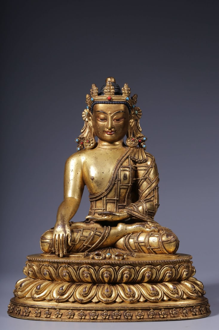 A Solemn Gilt Bronze Statue of Amitabha Buddha (1 of 10)