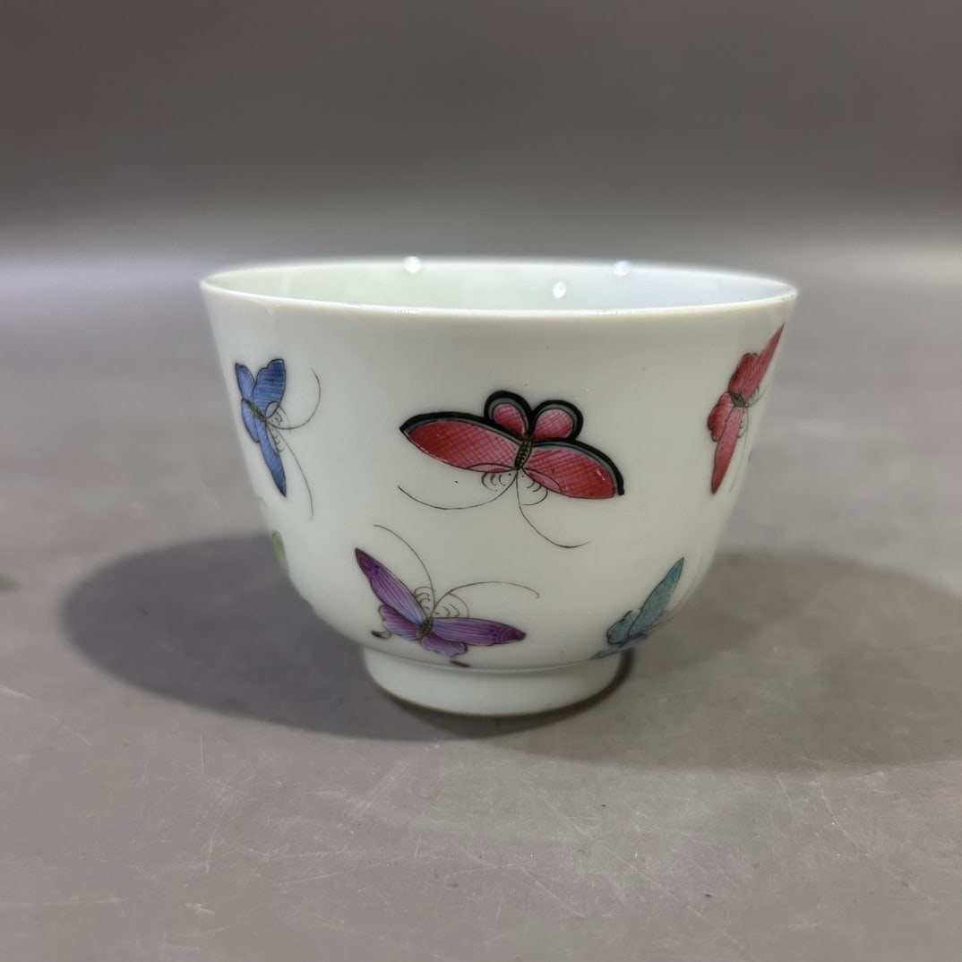 A Exquisite Famille-Rose Butterfly Pattern Cup (1 of 6)