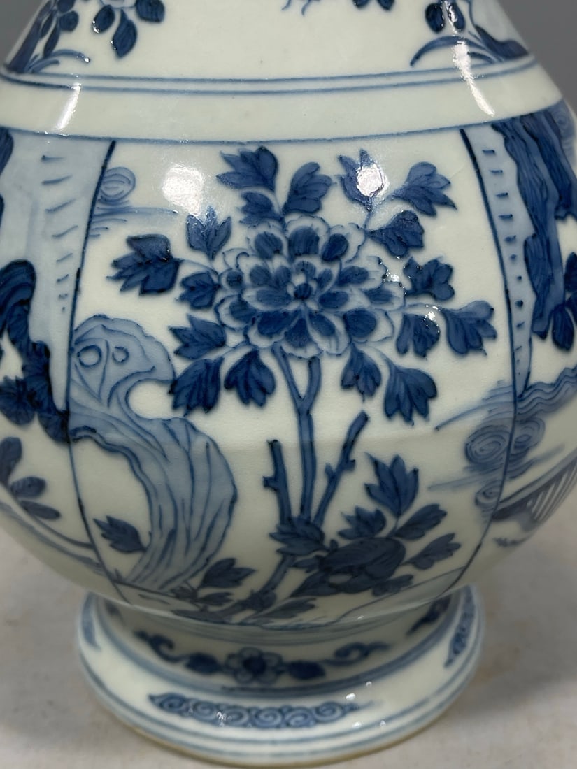 Blue and White Figures Pattern Vase - 7