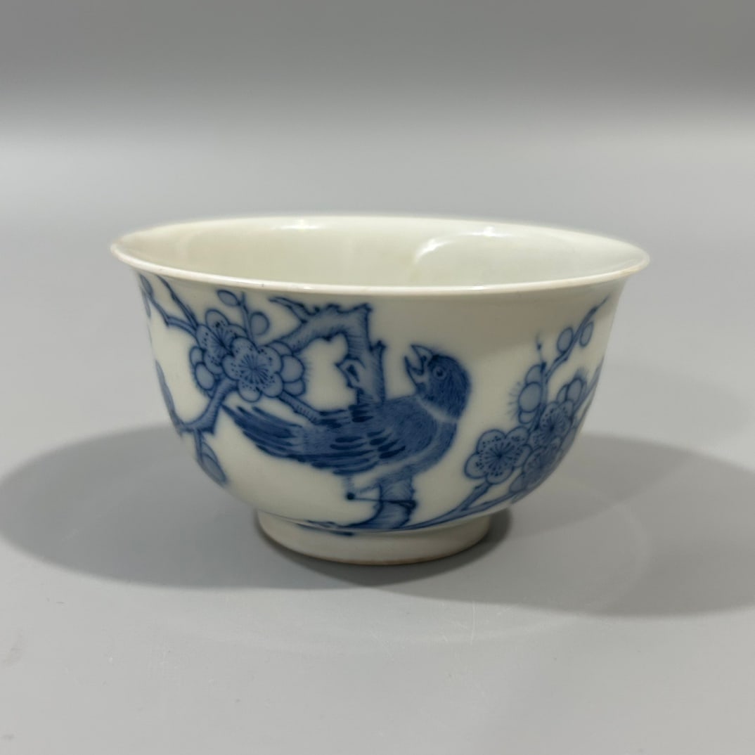 A Exquisite Blue and White Flower and Bird Cup: A Exquisite Blue and White Flower and Bird Cup,Qing Dynasty, China ,Yongzheng Six-character Mark,Size:3.1inx1.8in 青花花鸟杯,中国清代 ,雍