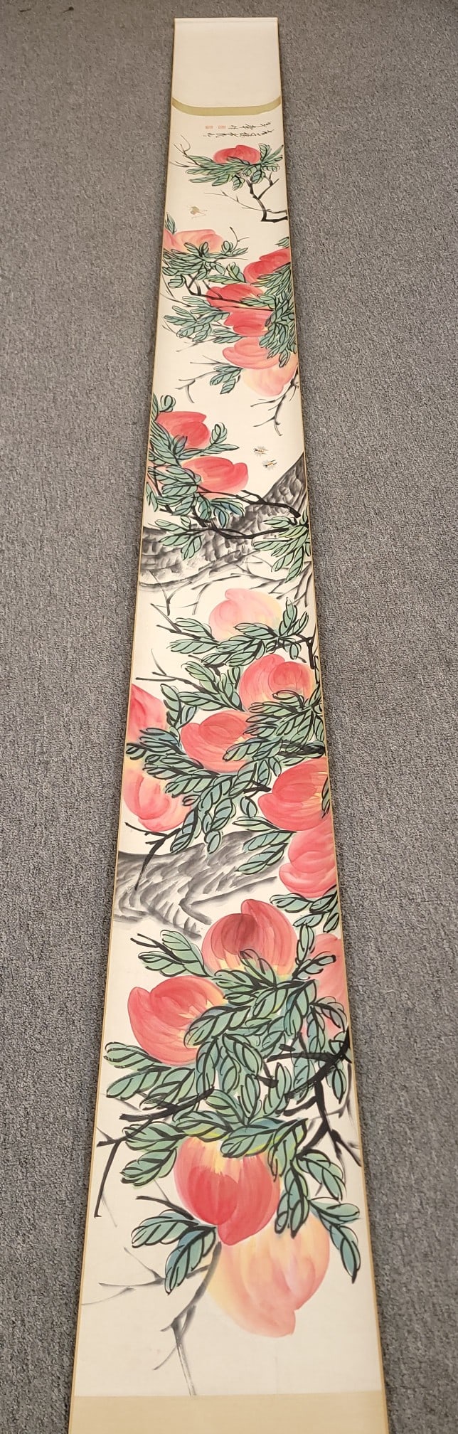 A Chinese Hand Scroll Ink Painting of Flower and Fruit on Paper: A Chinese Hand Scroll Ink Painting of Flower and Fruit on Paper,Modern Time of China,Qi Baishi,without frame size:13.2inx128.3in 