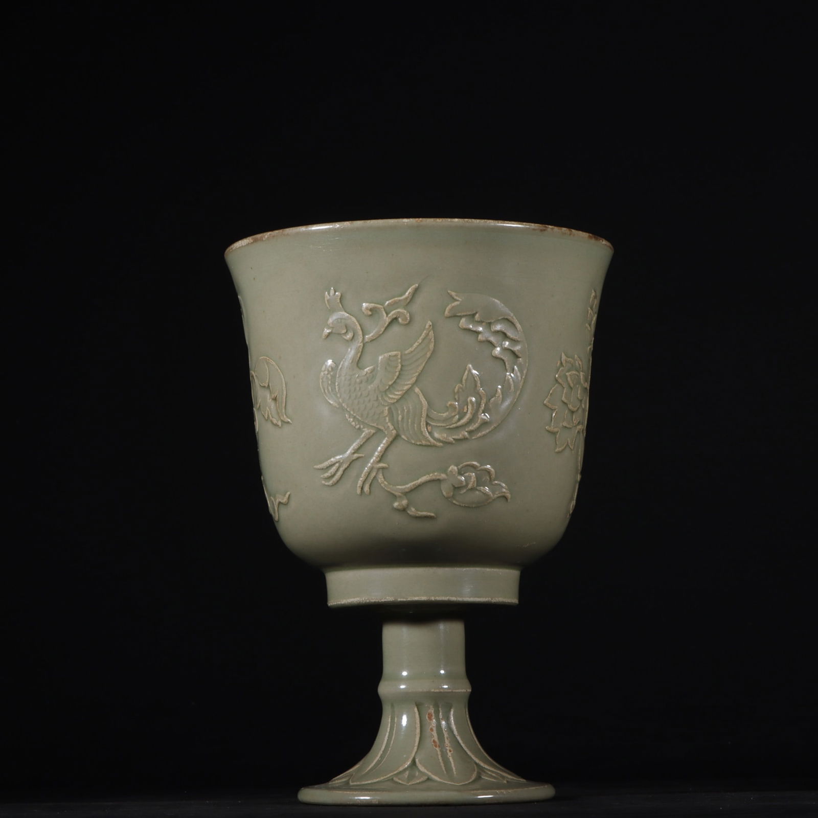 A Exquisite Celadon Flower and Bird Pattern Cup - 4