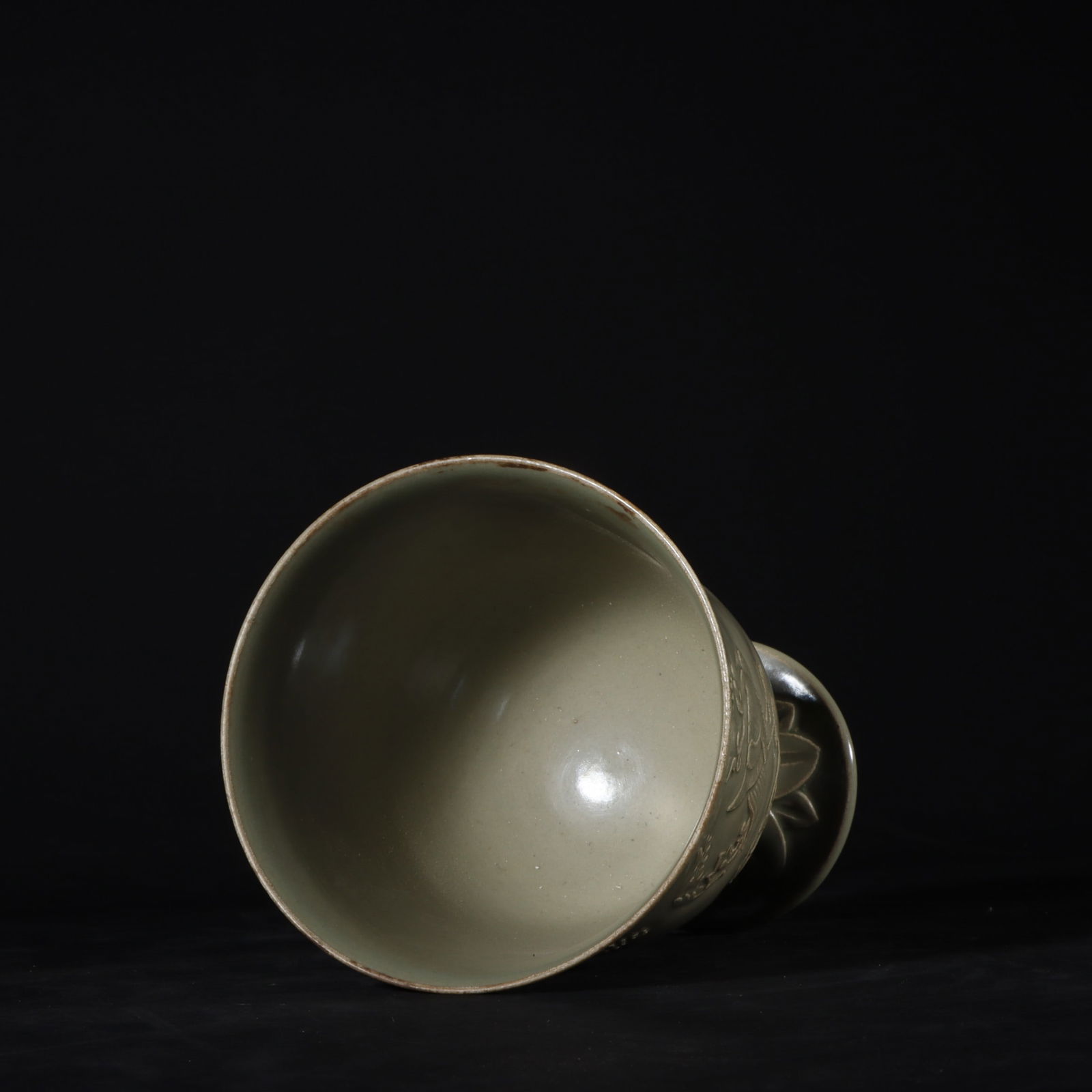 A Exquisite Celadon Flower and Bird Pattern Cup - 7