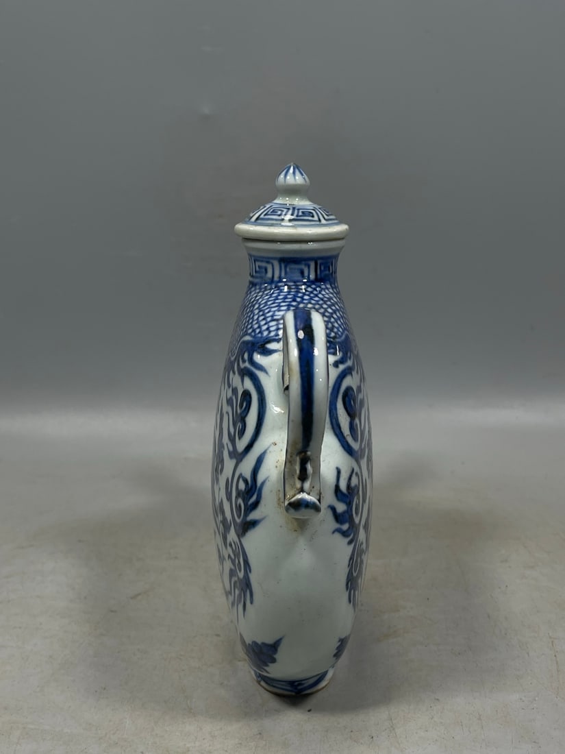 A Blue and White Phoenix Pattern Vase - 2