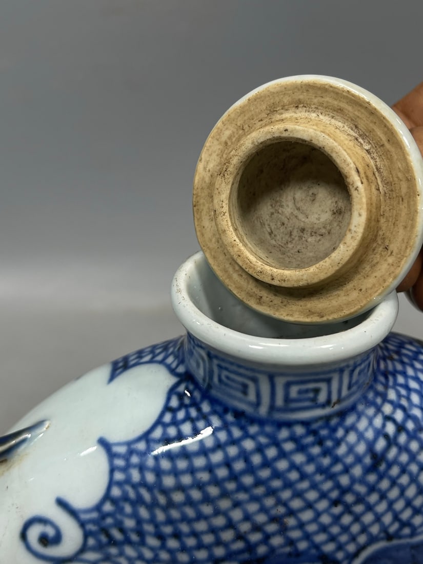 A Blue and White Phoenix Pattern Vase - 4