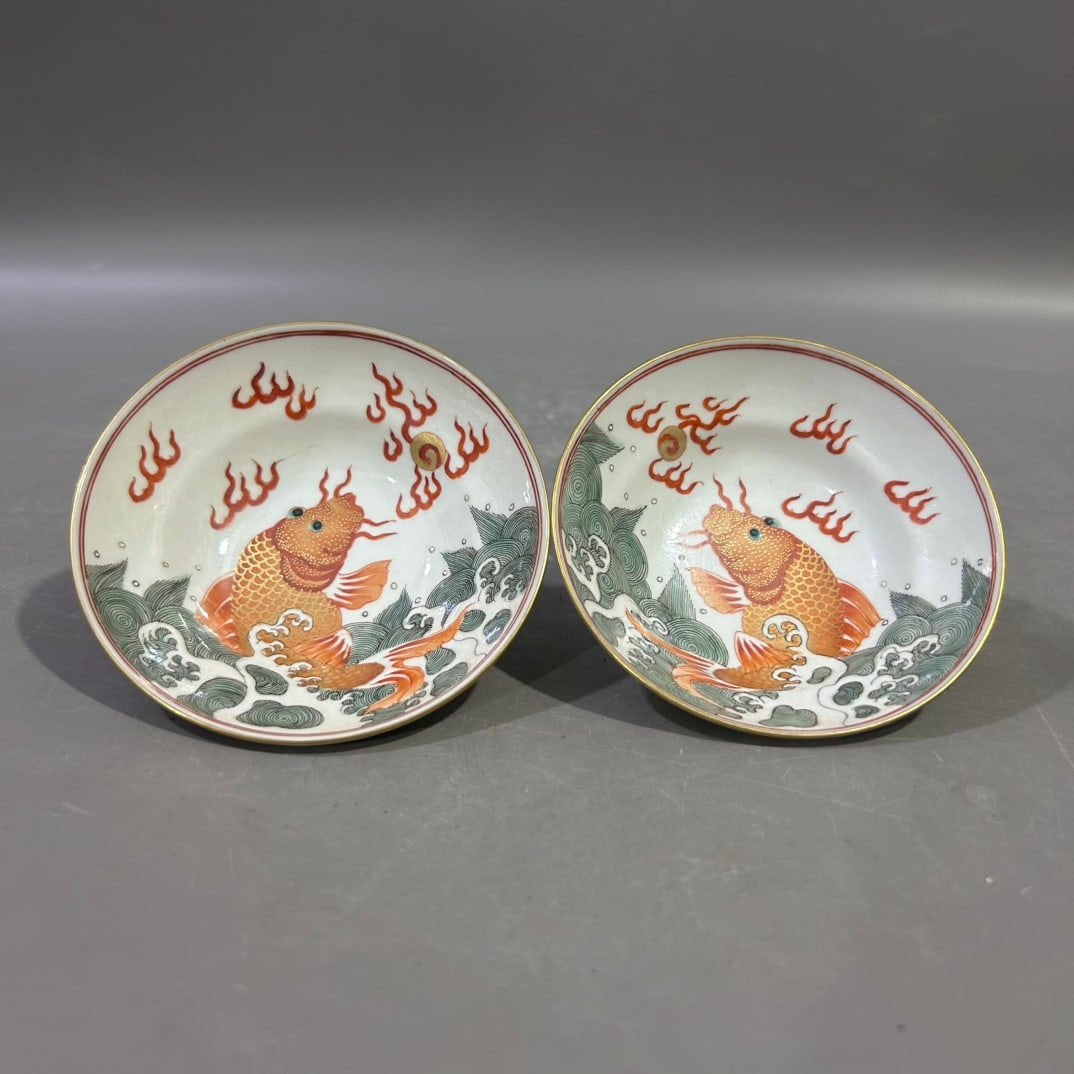 A pair of Exquisite Famille-Rose Seawater Fish Pattern Cup: A pair of Exquisite Famille-Rose Seawater Fish Pattern Cup,Qing Dynasty, China,Guangxu Six-character Mark,Size:4.1inx1.6in 