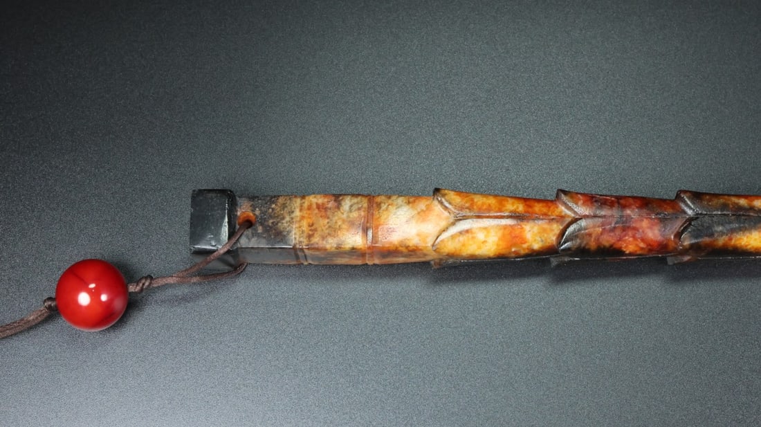 A Exquisite Hotan Jade Ornament - 4