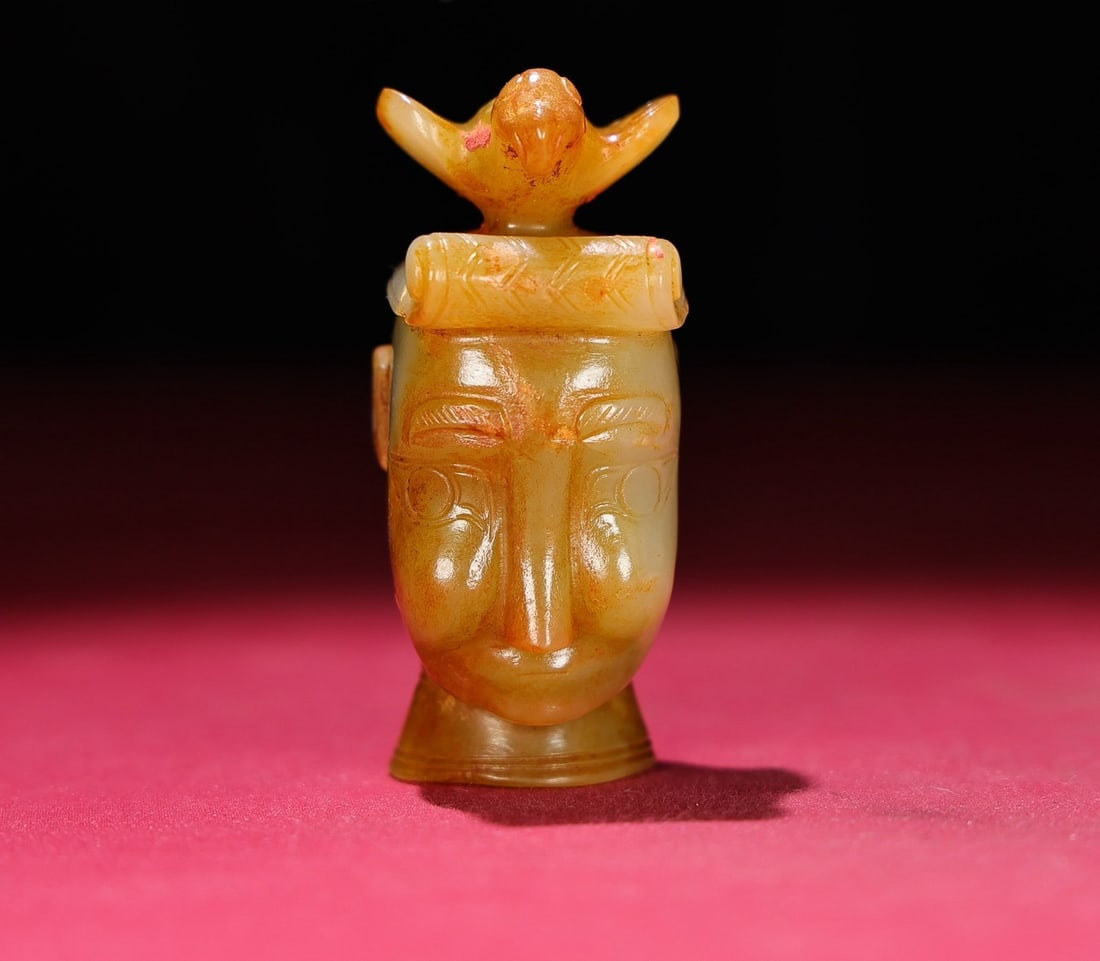 A Exquisite Hetian Jade Human-Head Handheld Ornament: A Exquisite Hetian Jade Human-Head Handheld Ornament,Han Dynasty, China,Size:2.6inx1.1inx1.7in,Weight:105g 