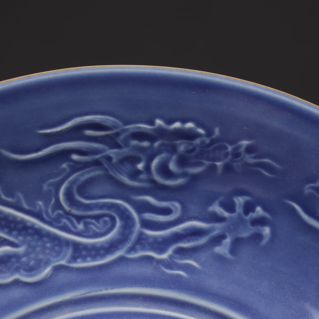 A Exquisite Blue Glazed Dragon Pattern Plate - 2
