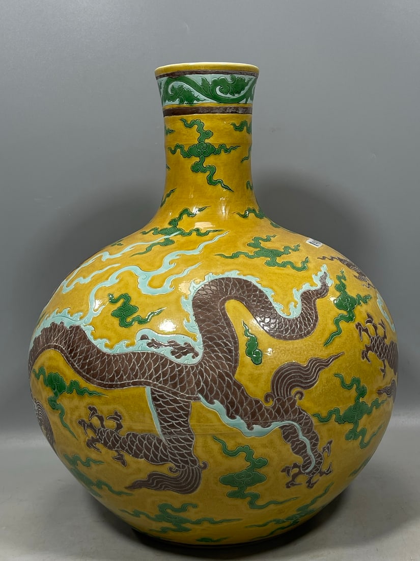 Yellow Ground Doucai Dragon Pattern Vase - 4